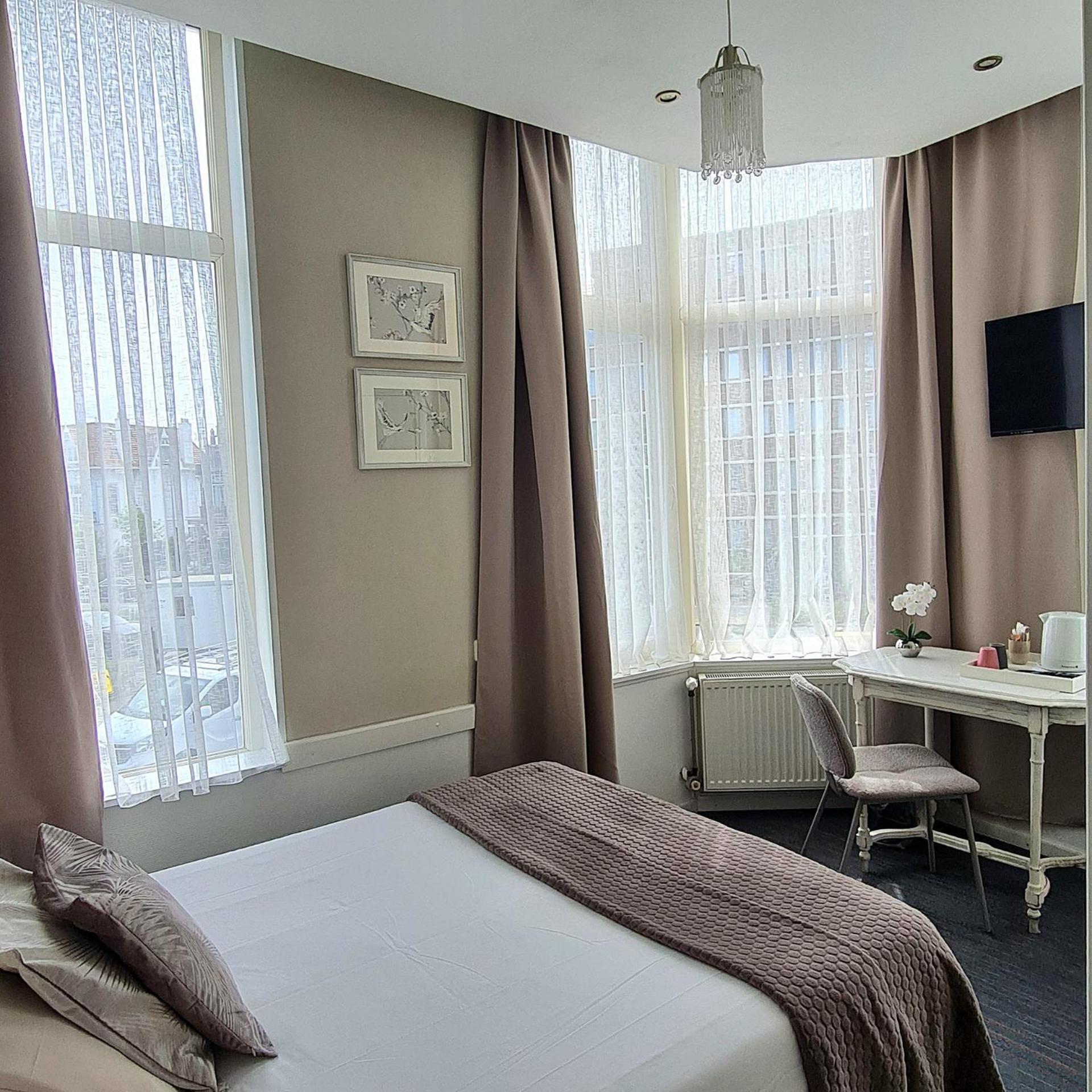 Hotel 'T Witte Huys Scheveningen Den Haag Ngoại thất bức ảnh